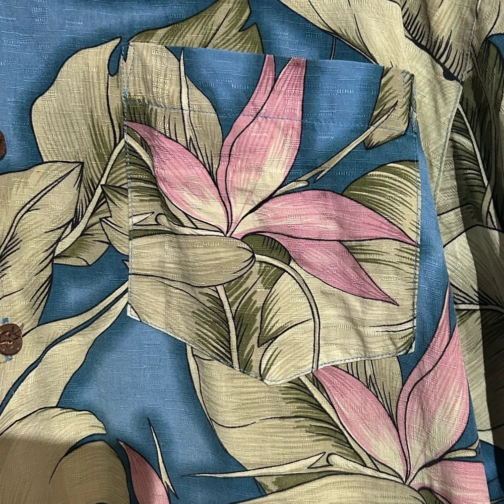 Bermuda Bay Silk Hawaiian Shirt Large - Picture 6 of 10